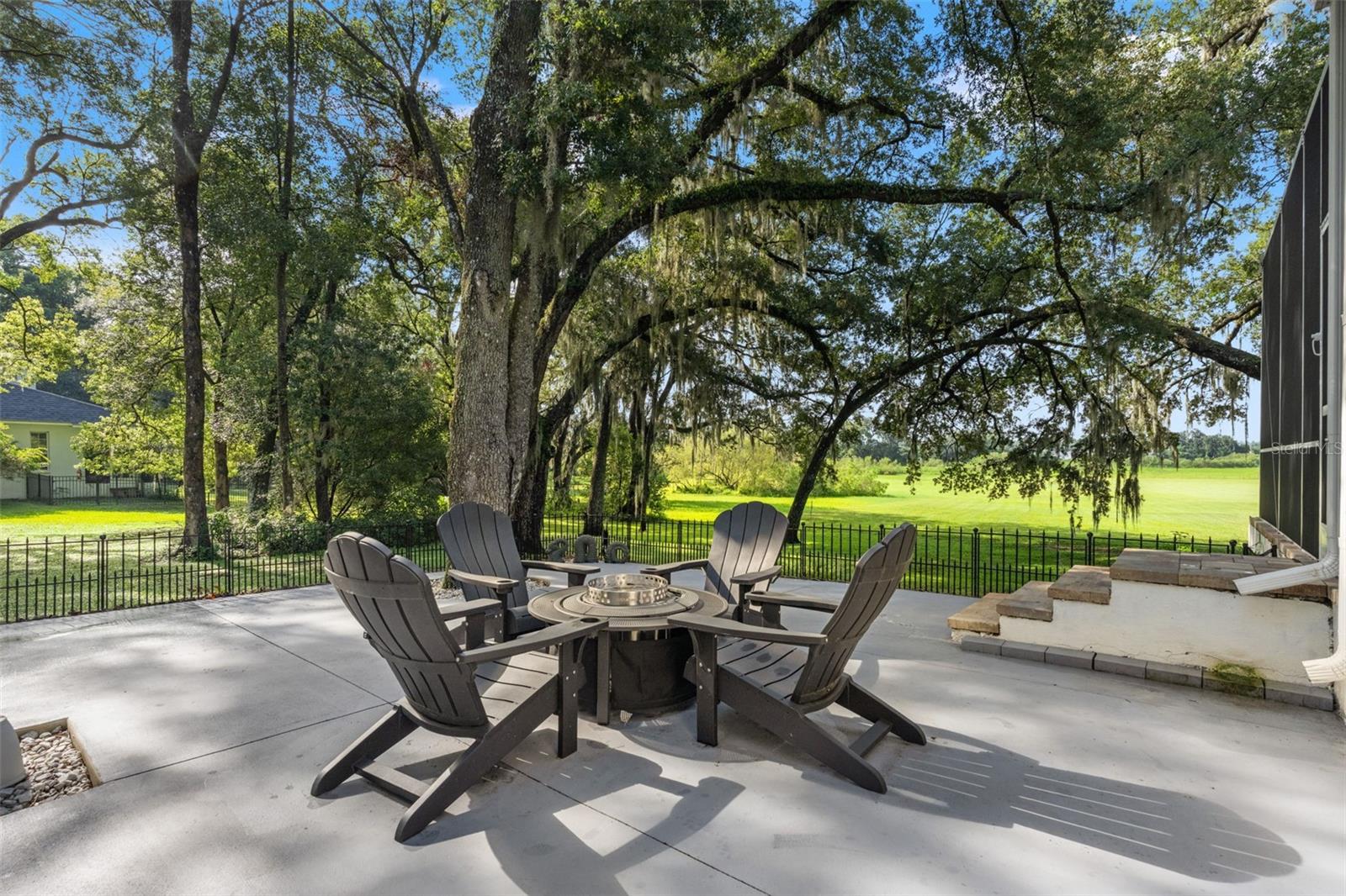 14050 Grandeur, Dade City, FL 33525