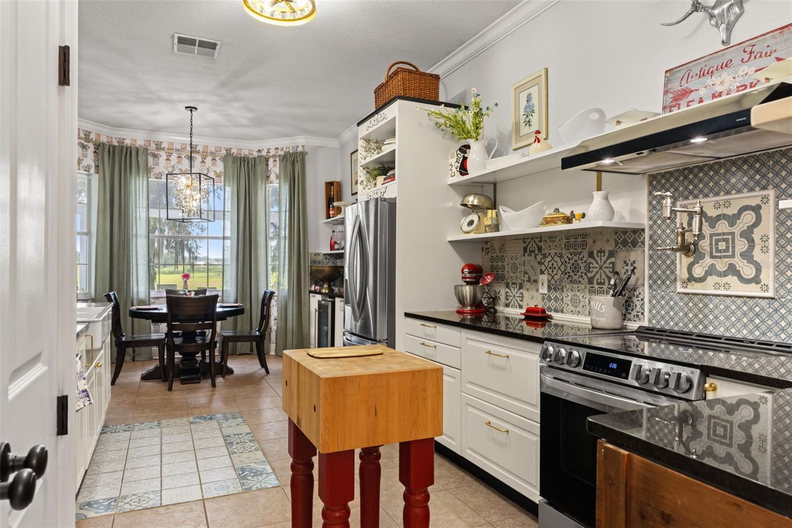 14050 Grandeur, Dade City, FL 33525