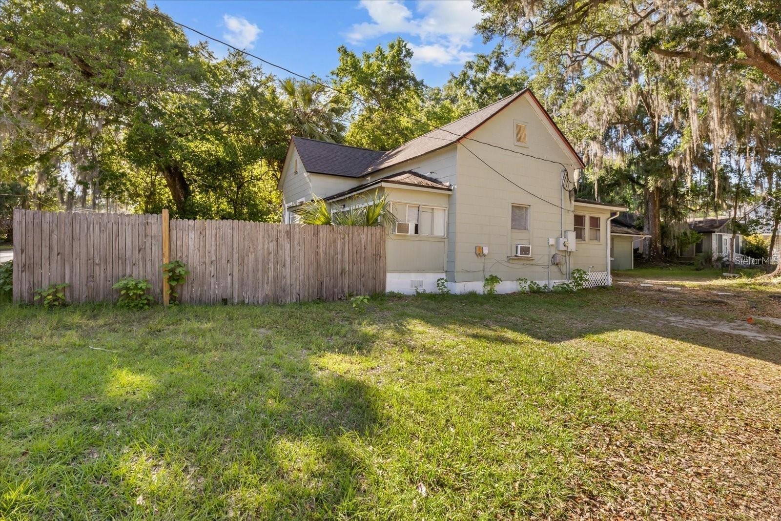 829 3rd, Ocala, FL 34470