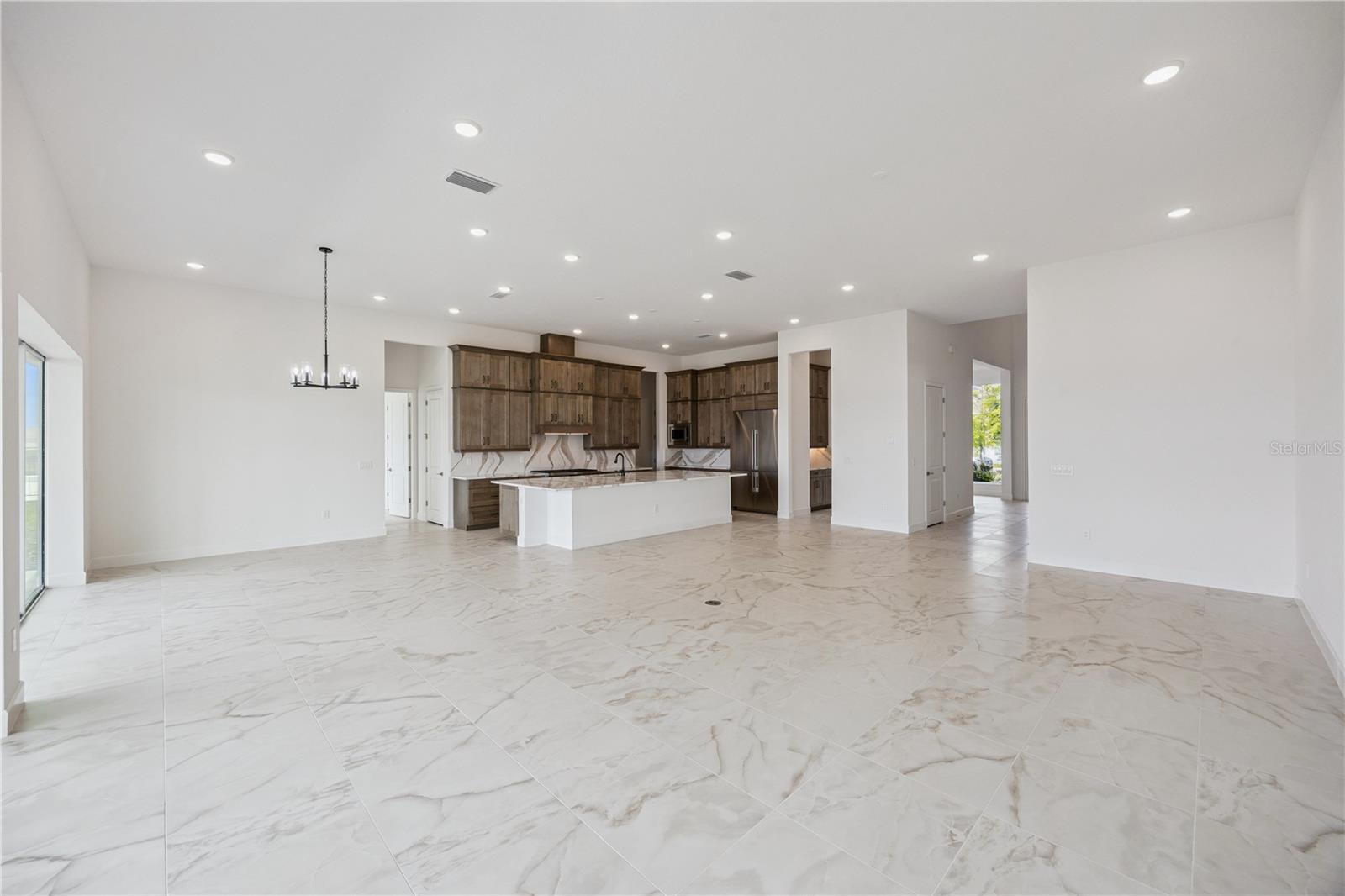14168 Larkspur Lake, Winter Garden, FL 34787