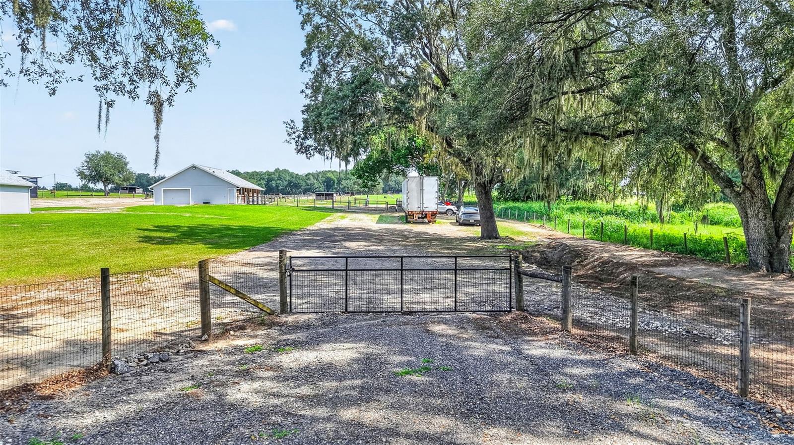14125 175th, Weirsdale, FL 32195