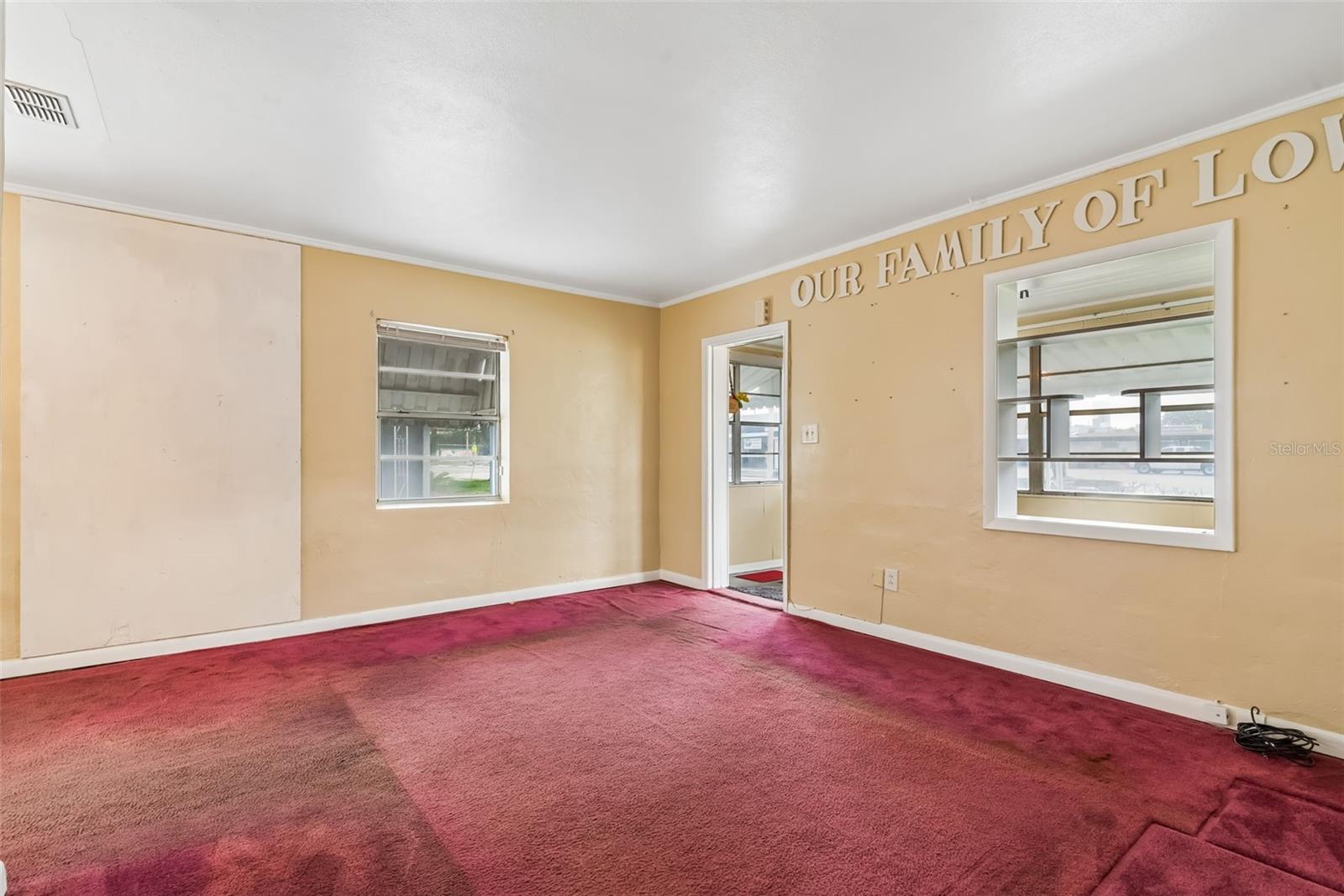 918 Goldwyn, Orlando, FL 32805
