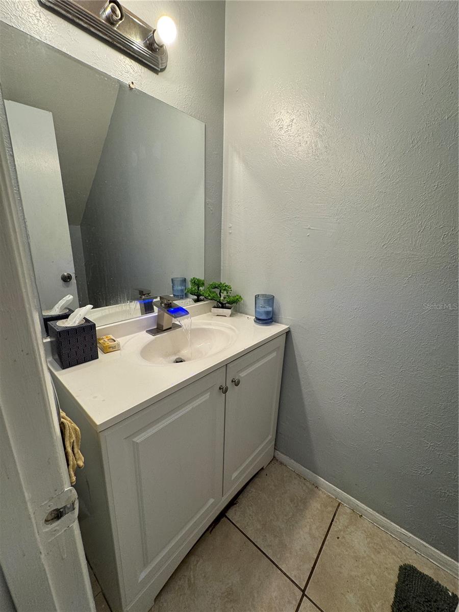 4003 Woodfern Unit C2, Orlando, FL 32839