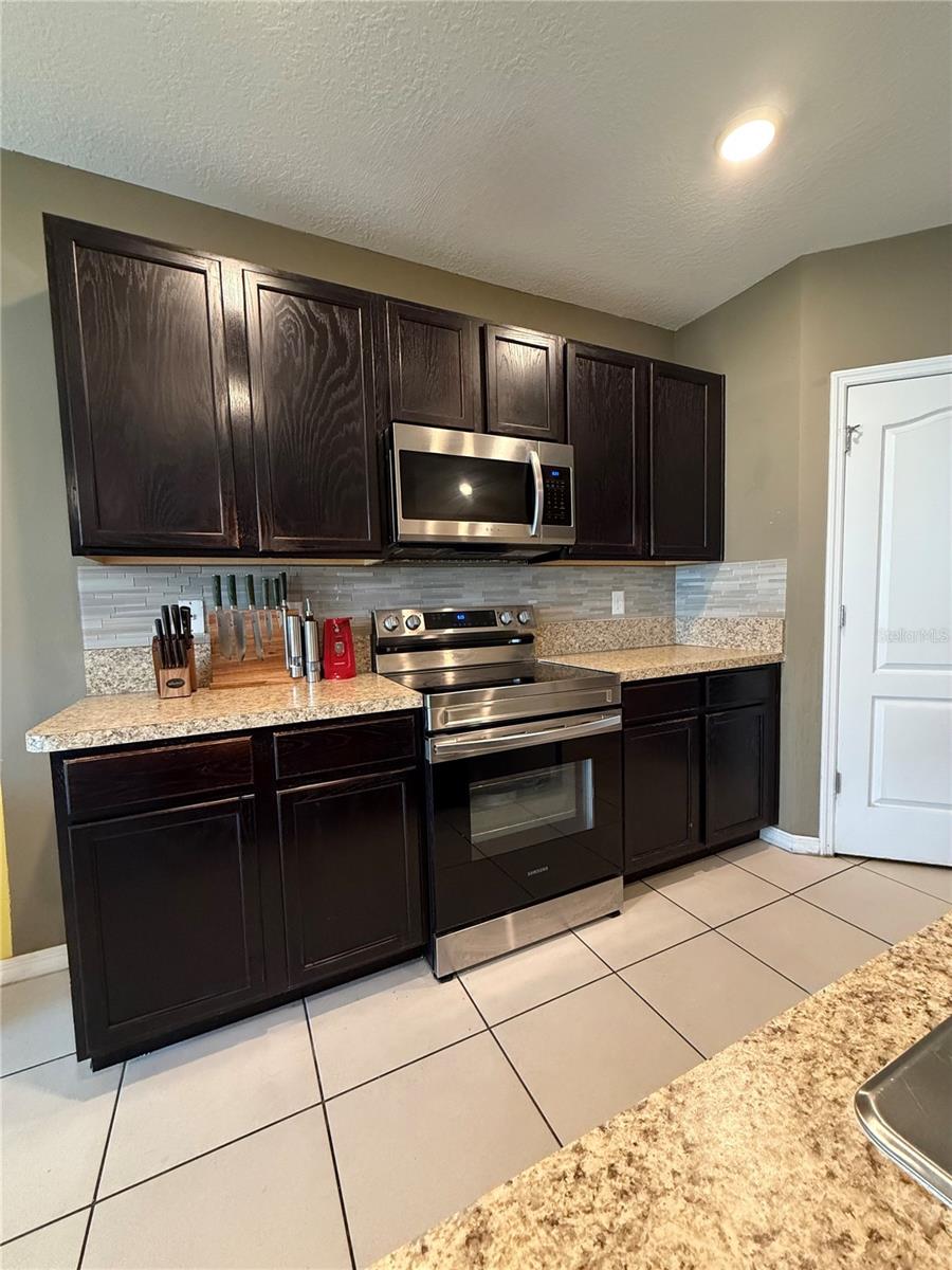1876 Cassidy Knoll, Kissimmee, FL 34744