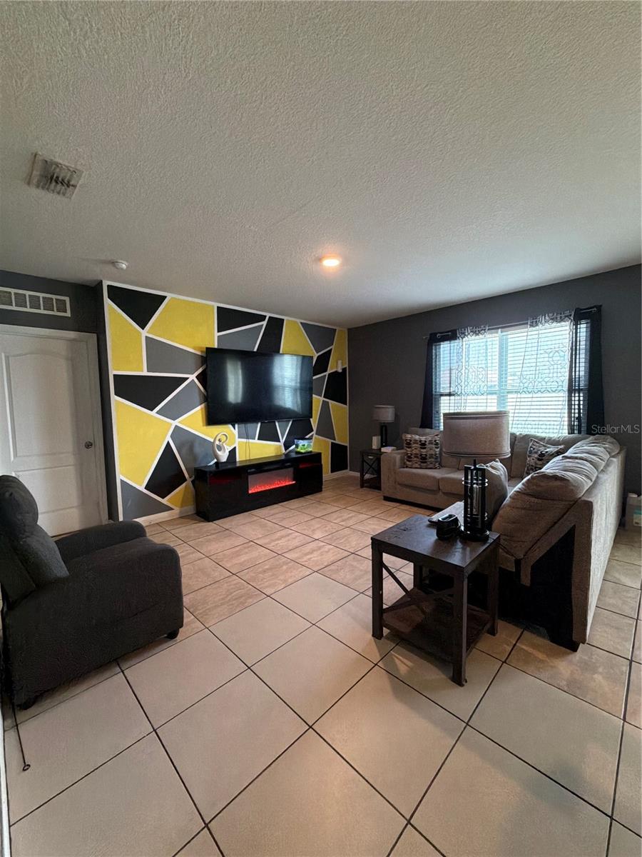 1876 Cassidy Knoll, Kissimmee, FL 34744