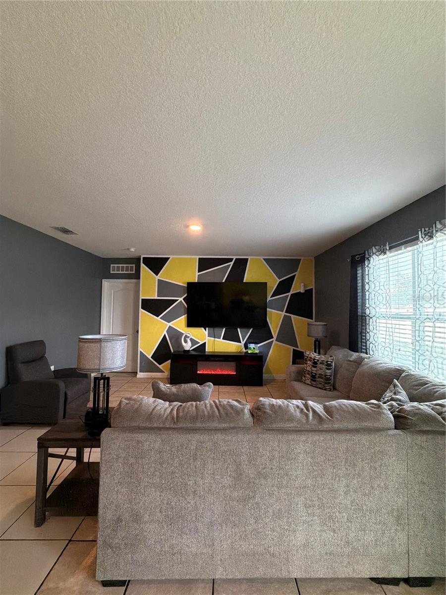 1876 Cassidy Knoll, Kissimmee, FL 34744