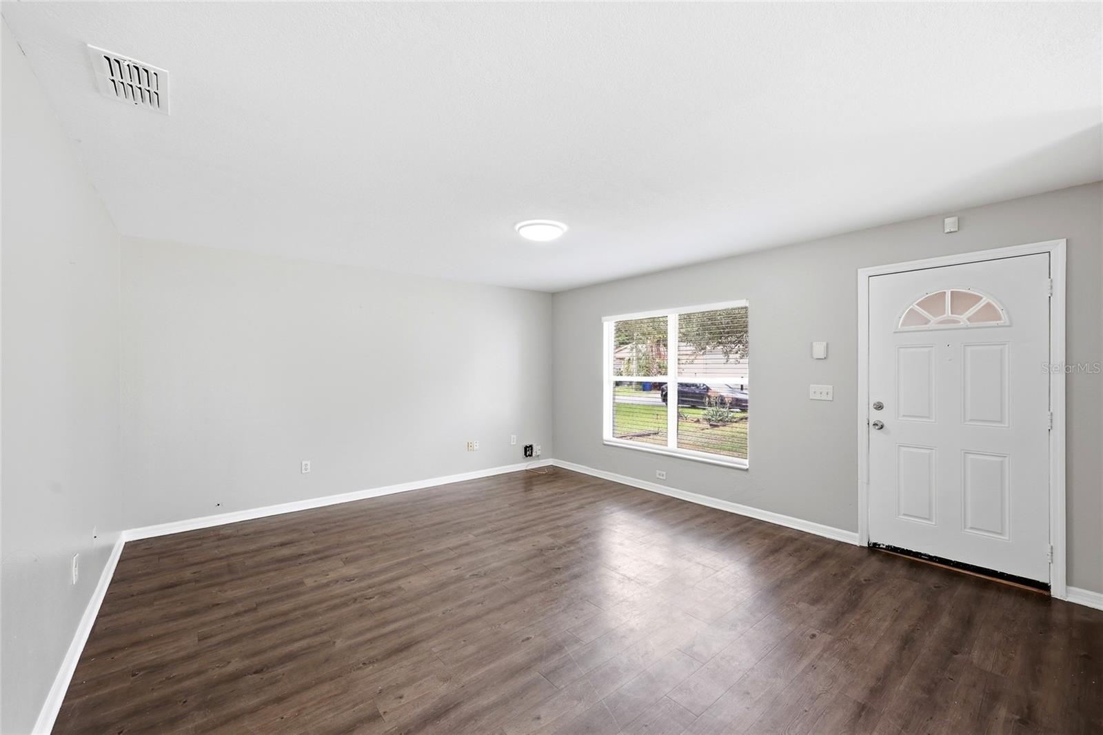 2214 19th, Tampa, FL 33605