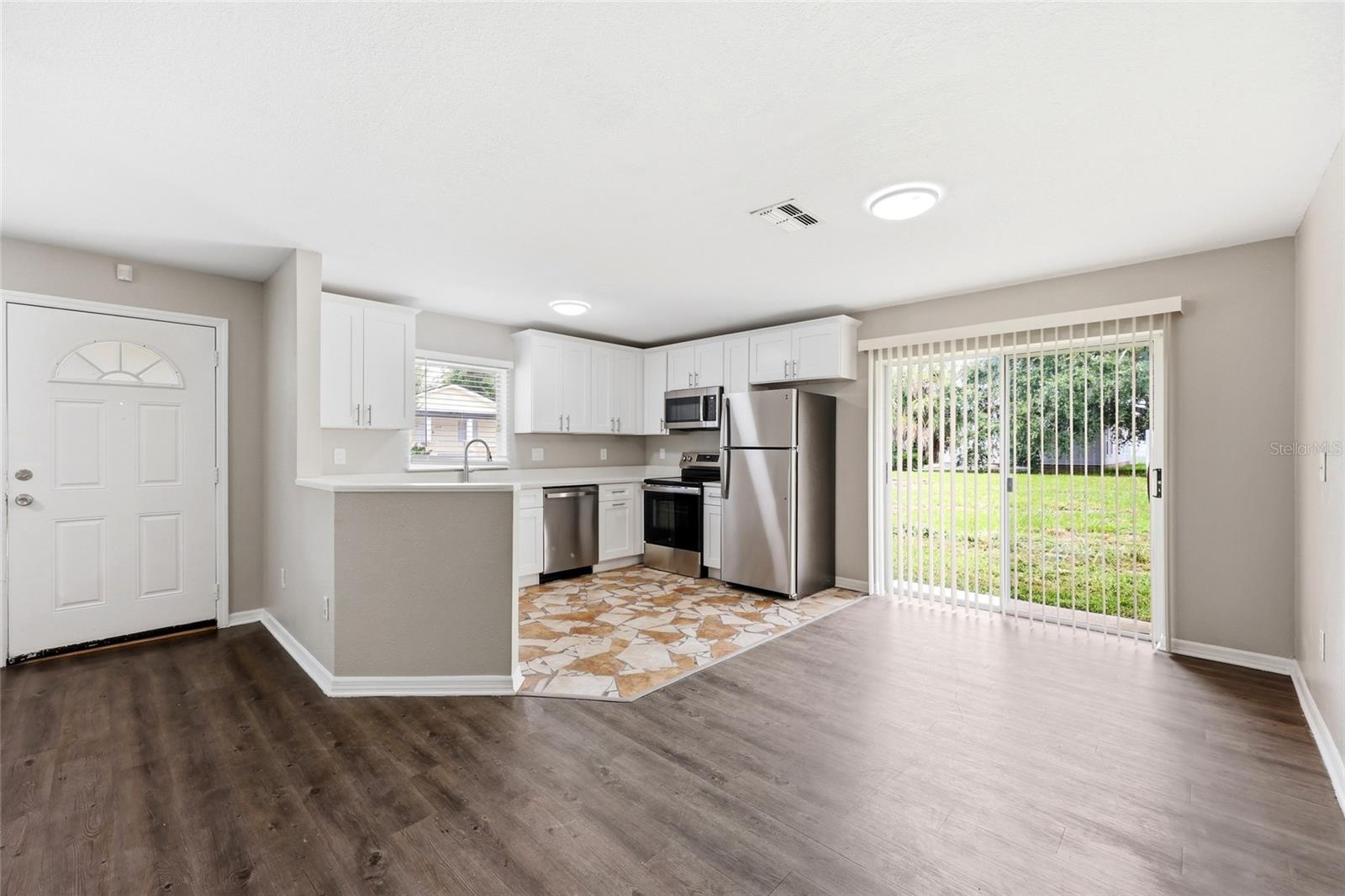 2214 19th, Tampa, FL 33605