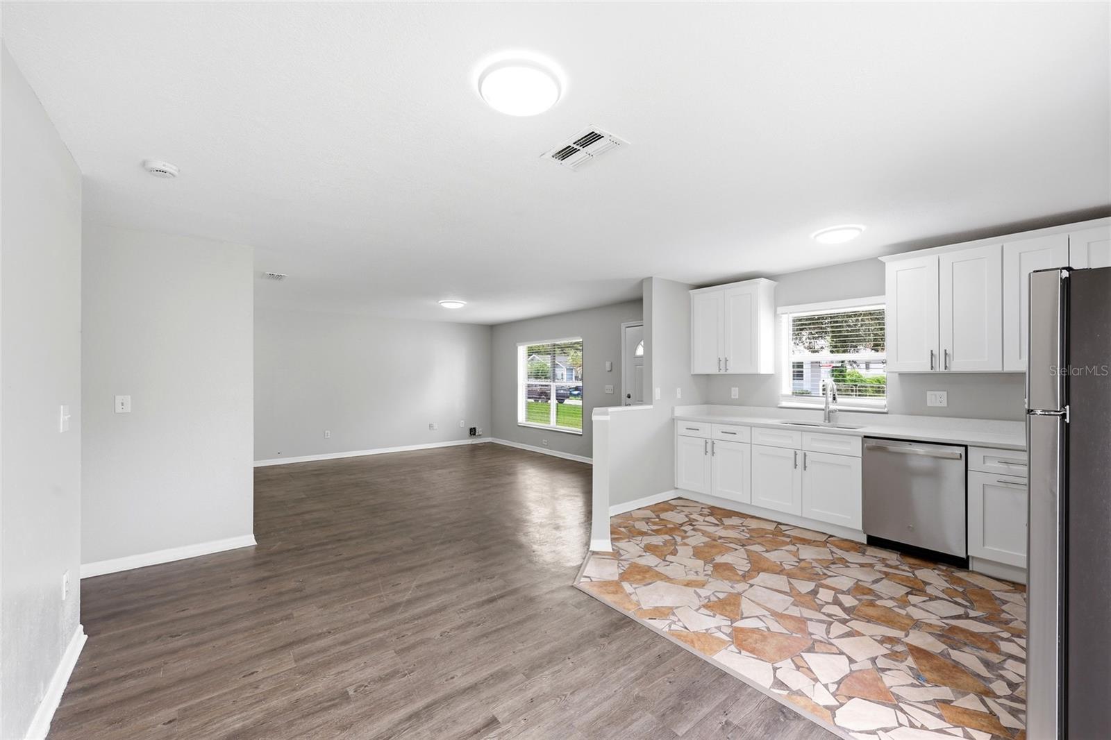 2214 19th, Tampa, FL 33605