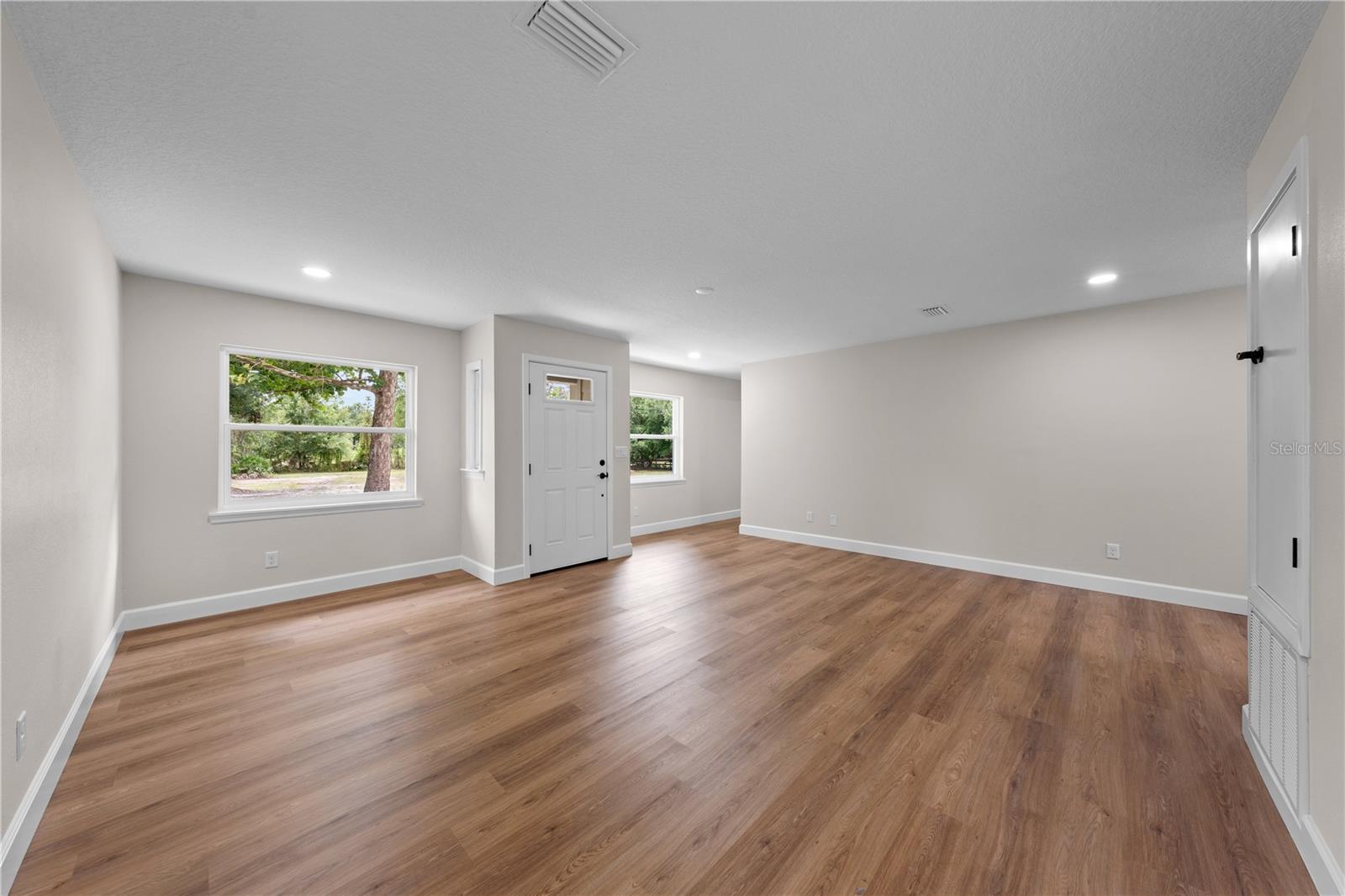 4279 Henry J Ave, St Cloud, FL 34772