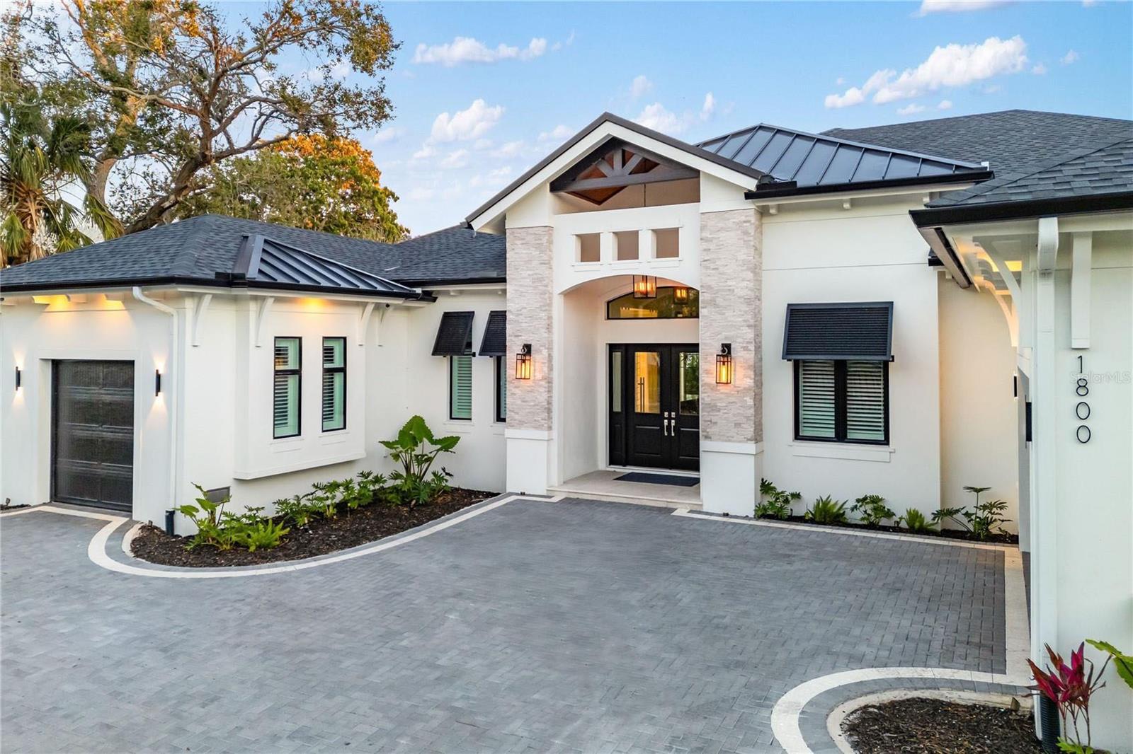 1800 Webber, Sarasota, FL 34239
