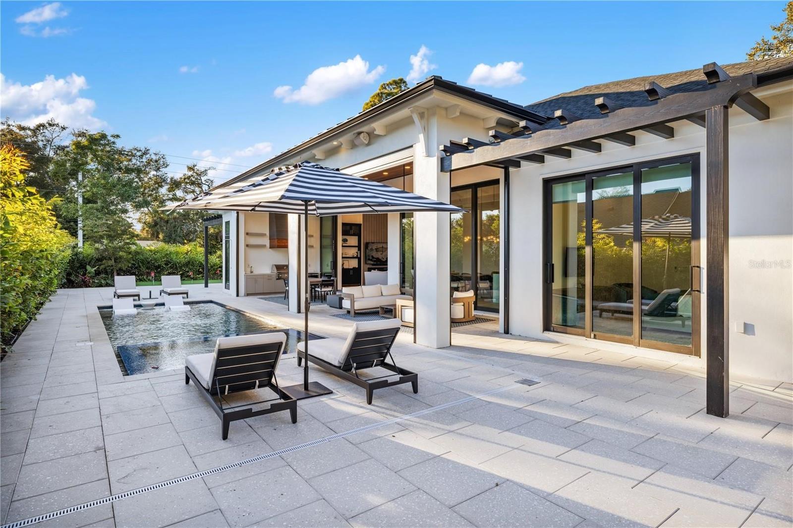 1800 Webber, Sarasota, FL 34239