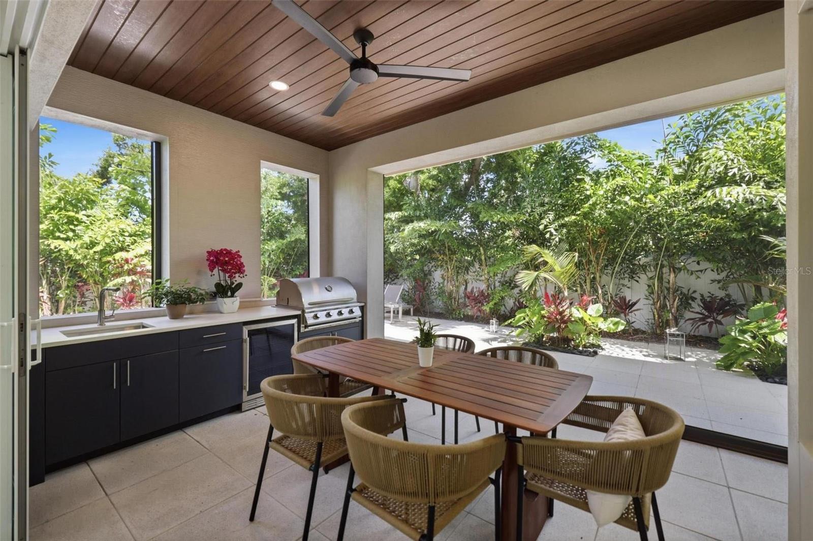 1805 Goldenrod, Sarasota, FL 34239