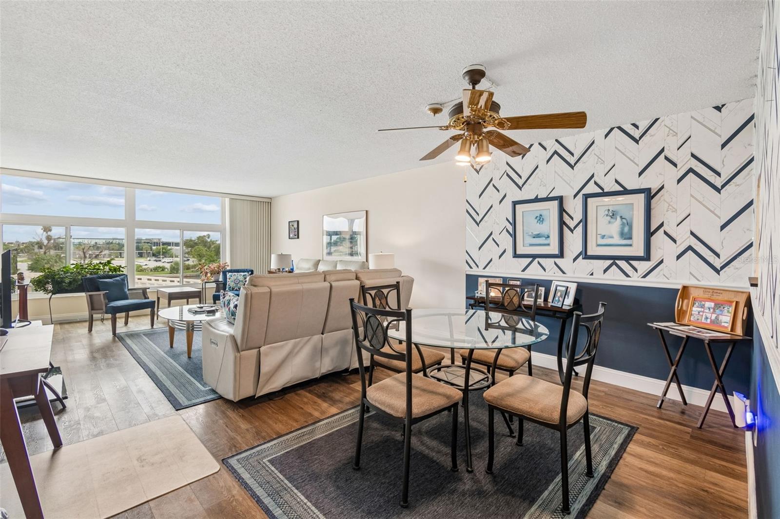 7465 Bay Island Unit 313, South Pasadena, FL 33707
