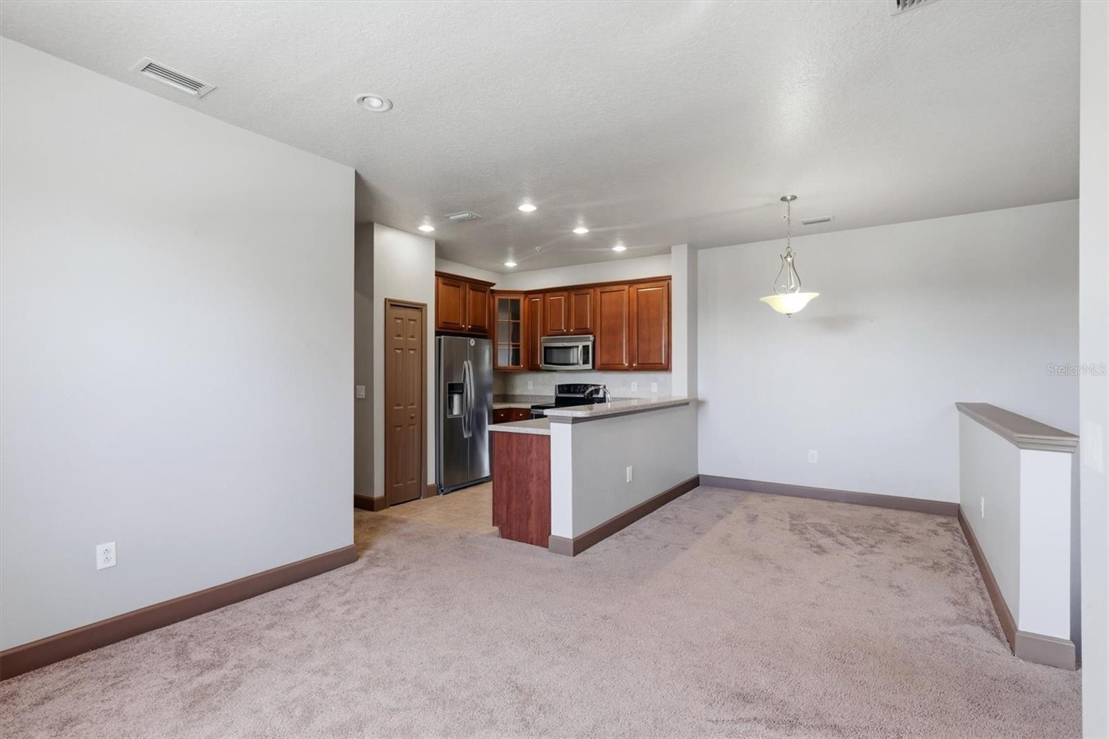 8098 Moonstone Unit 17-203, Sarasota, FL 34233