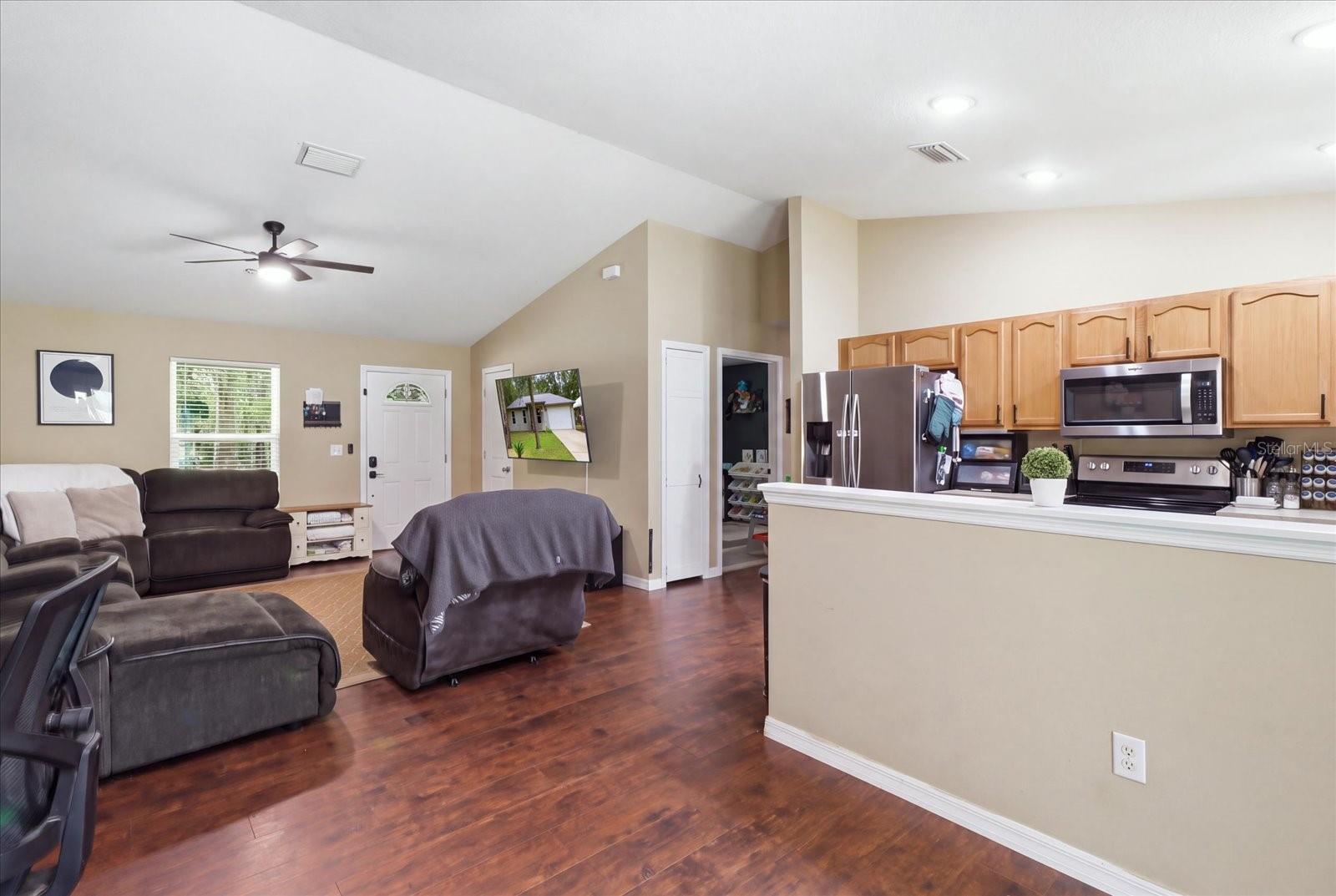 6461 Mobile, Inverness, FL 34452