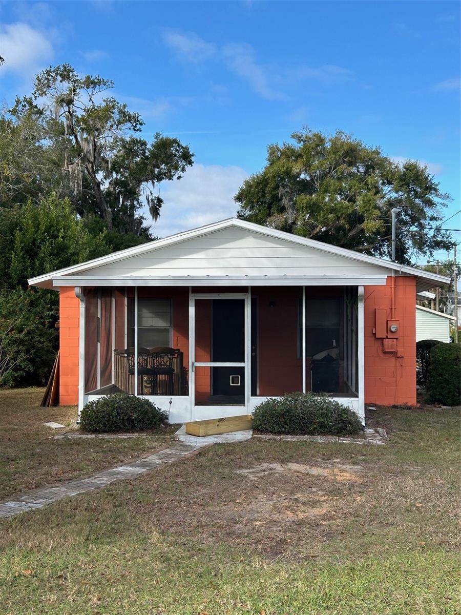 1122 Virginia, Eustis, FL 32726