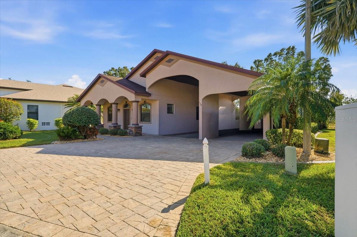 584 Meandering, Polk City, FL 33868