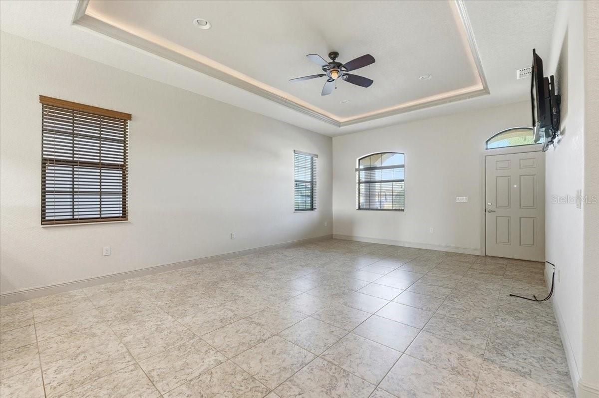 584 Meandering, Polk City, FL 33868
