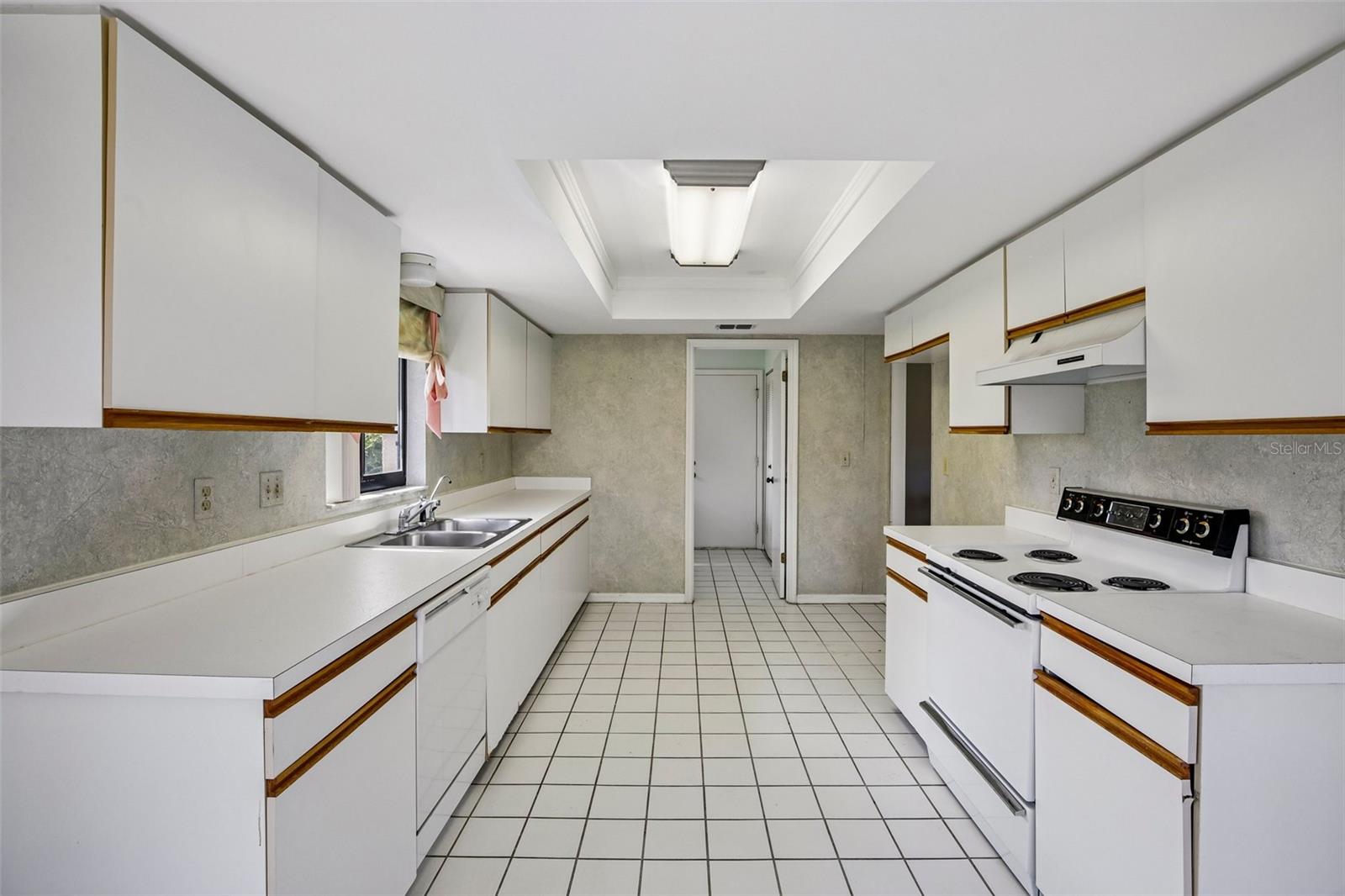 1304 Leland, Sun City Center, FL 33573