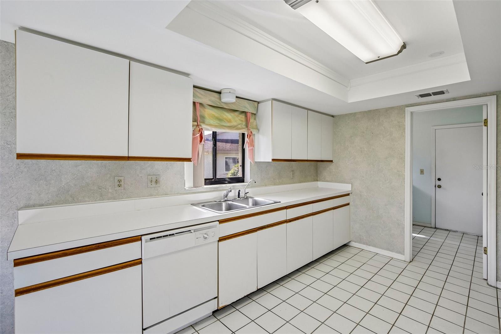 1304 Leland, Sun City Center, FL 33573