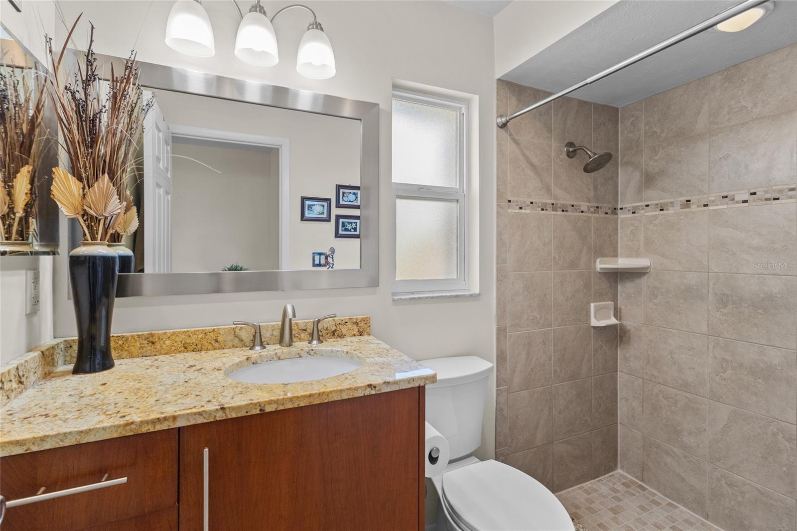 6640 Waterford, Sarasota, FL 34238