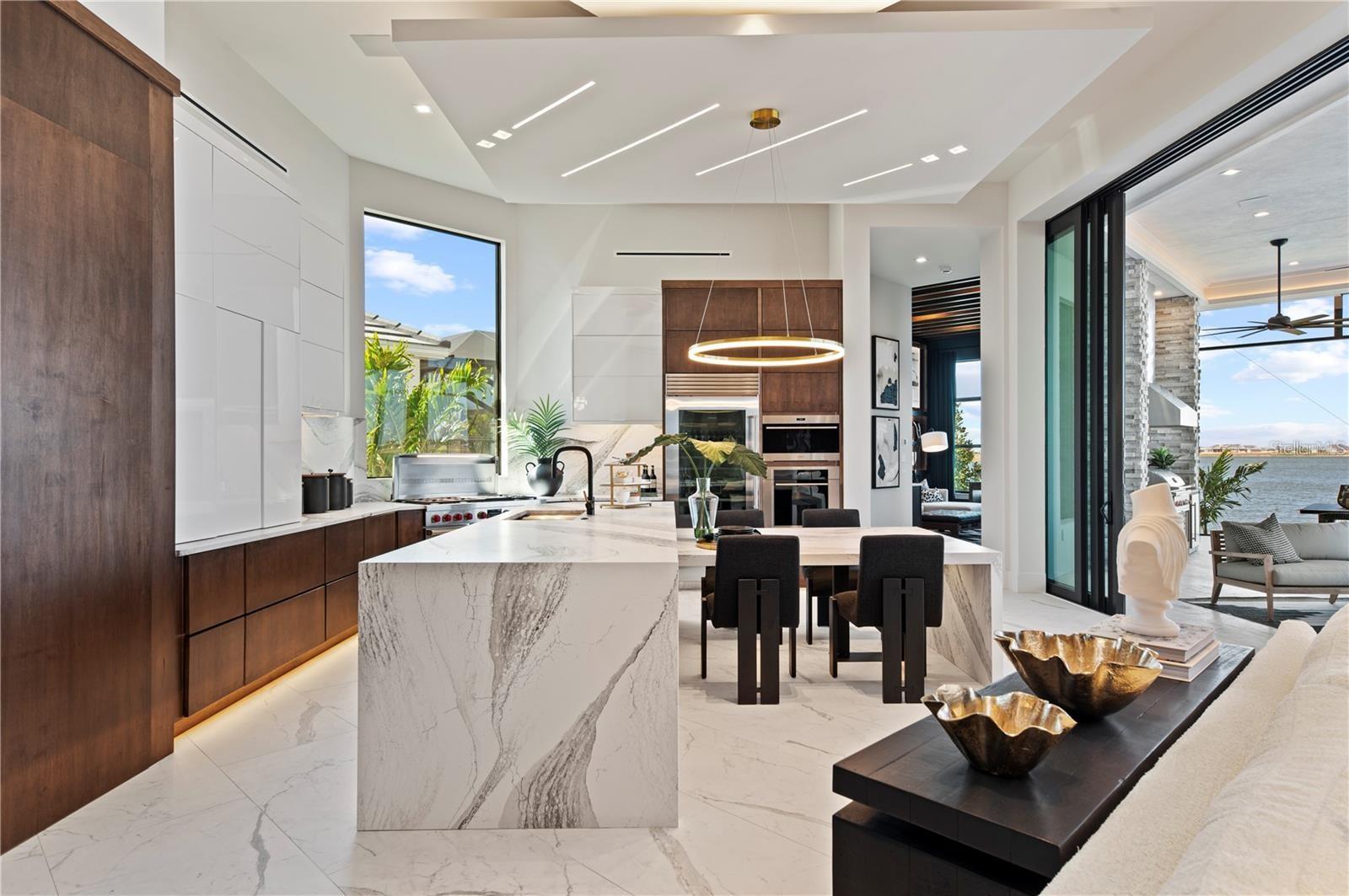 800 Blue Shell, Sarasota, FL 34240