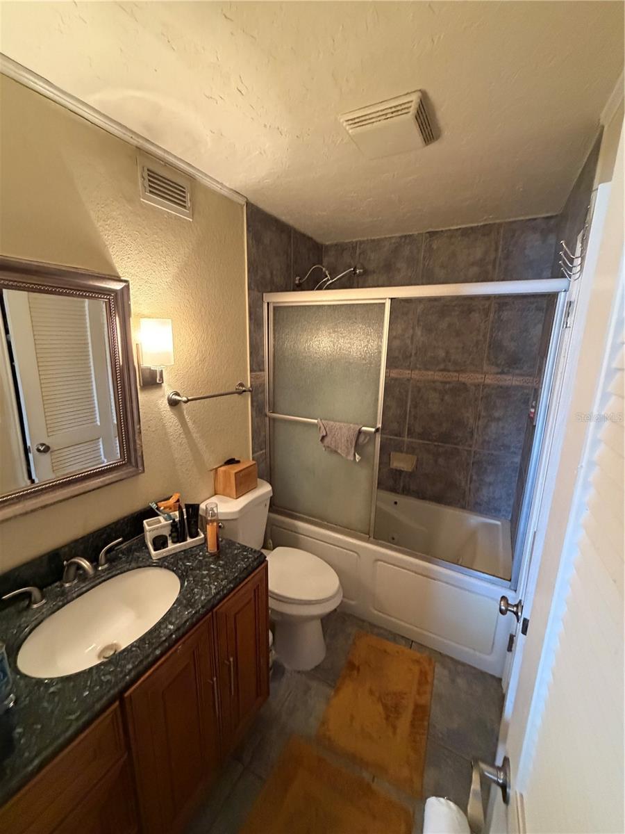 10200 Gandy Unit 1316, St Petersburg, FL 33702