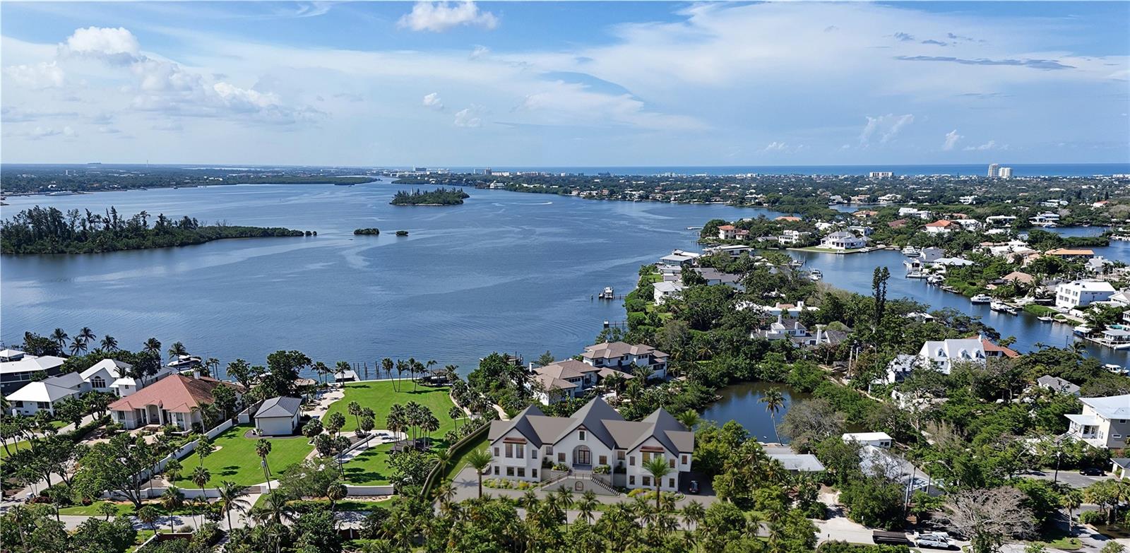 546 Freeling, Sarasota, FL 34242