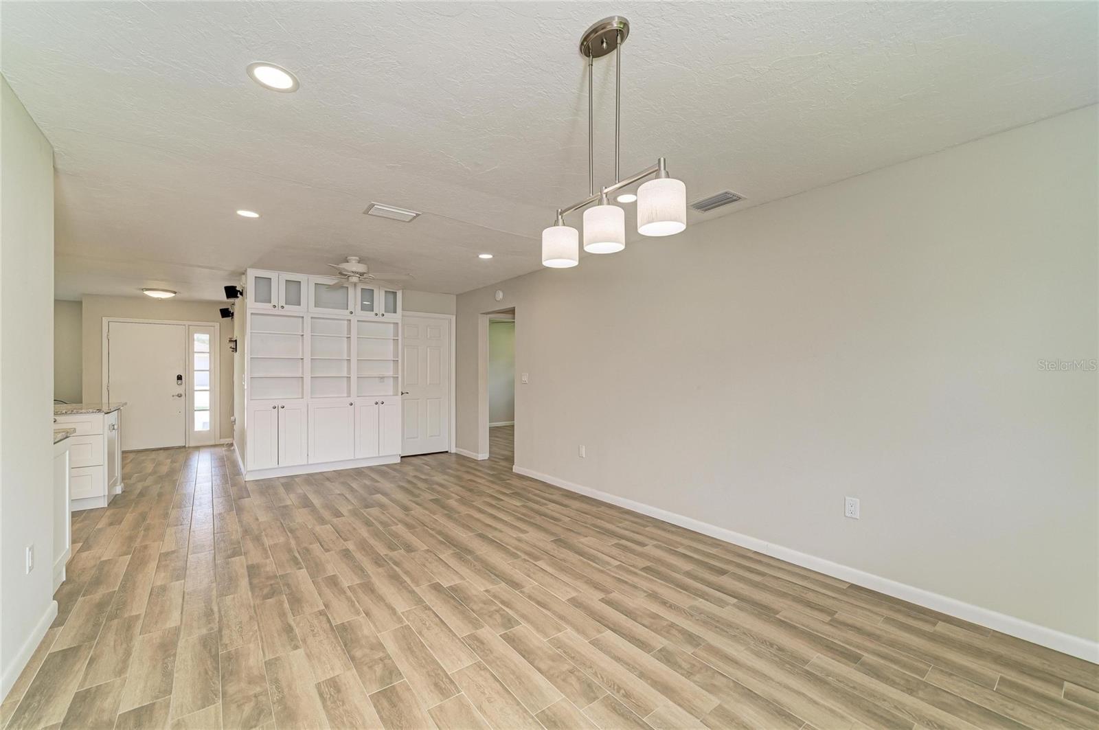 2011 37th, Bradenton, FL 34205