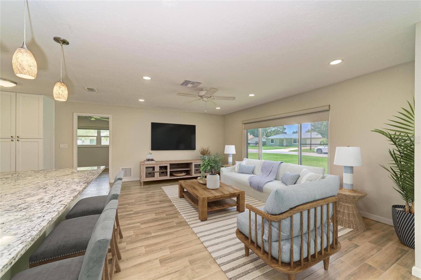 2011 37th, Bradenton, FL 34205