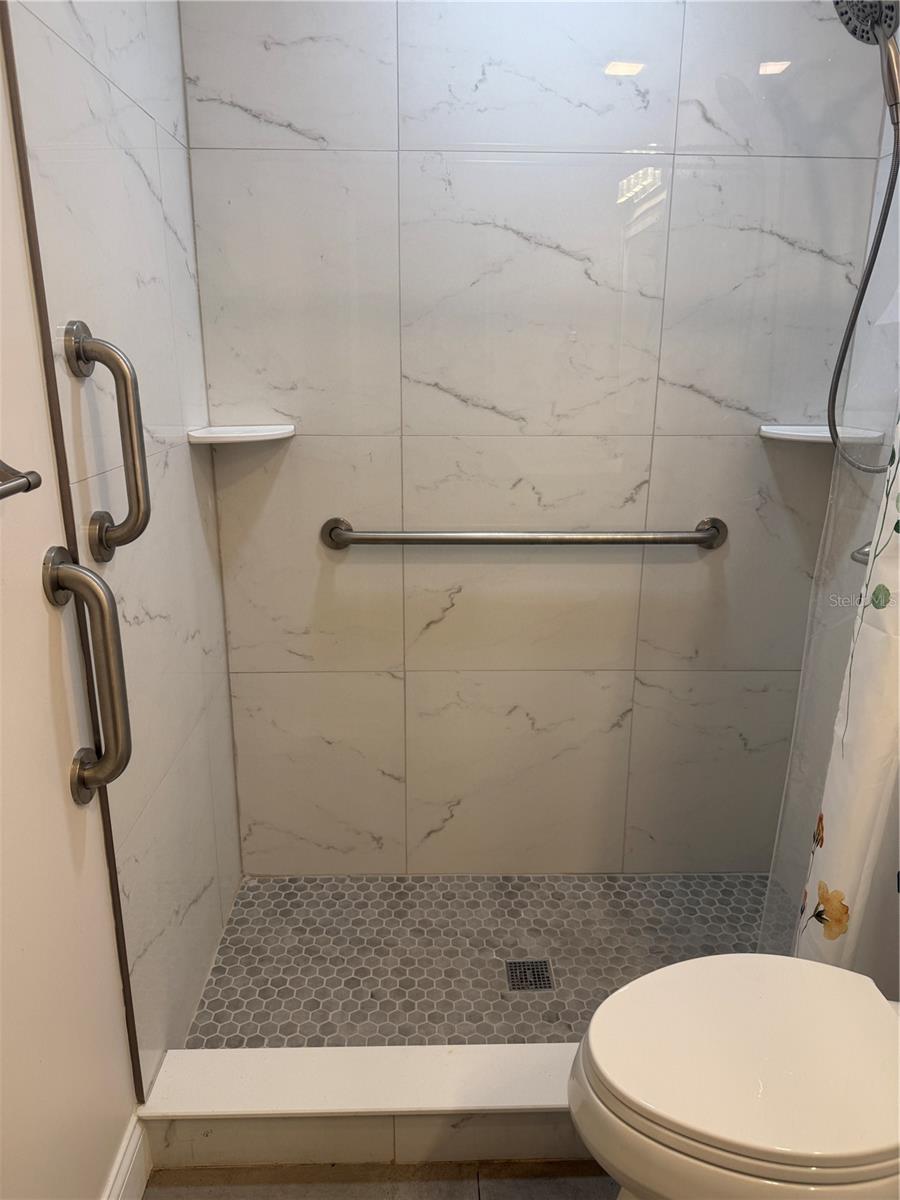 8080 112th Unit 107, Seminole, FL 33772