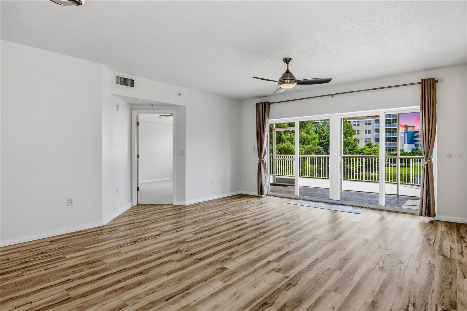 960 Starkey Unit 3106, Largo, FL 33771