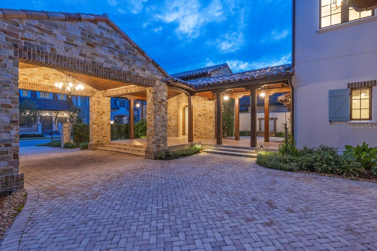 10271 Symphony Grove, Golden Oak, FL 32836