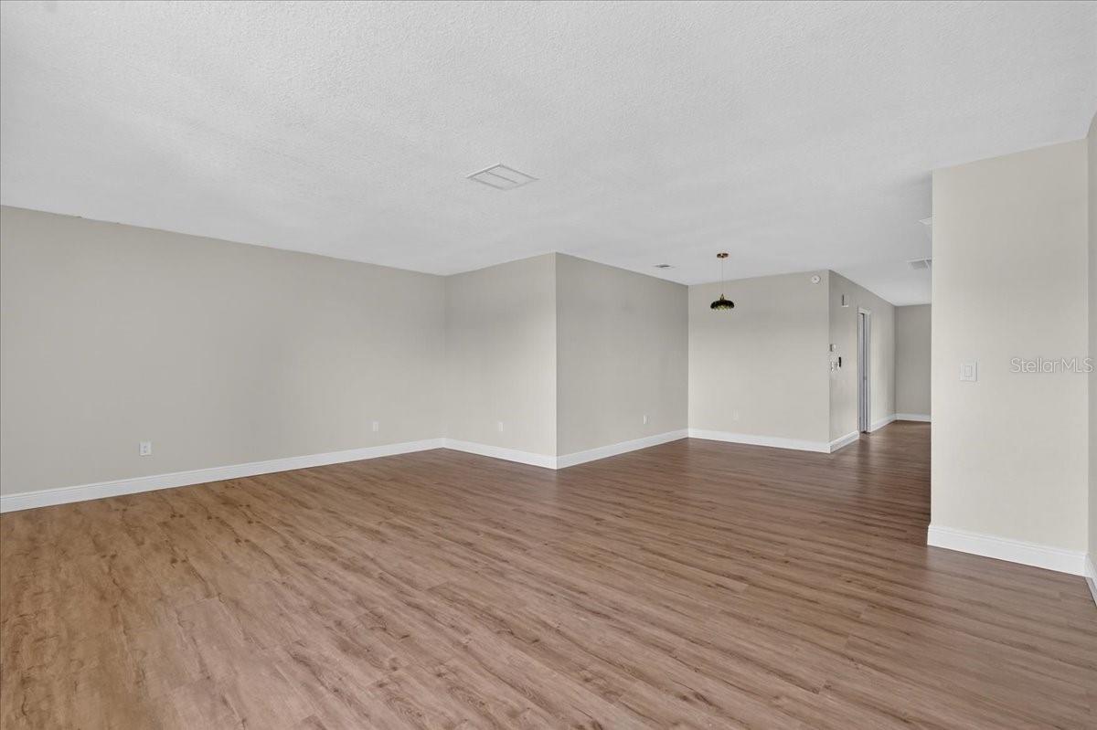 1201 Wild Feather, Sun City Center, FL 33573