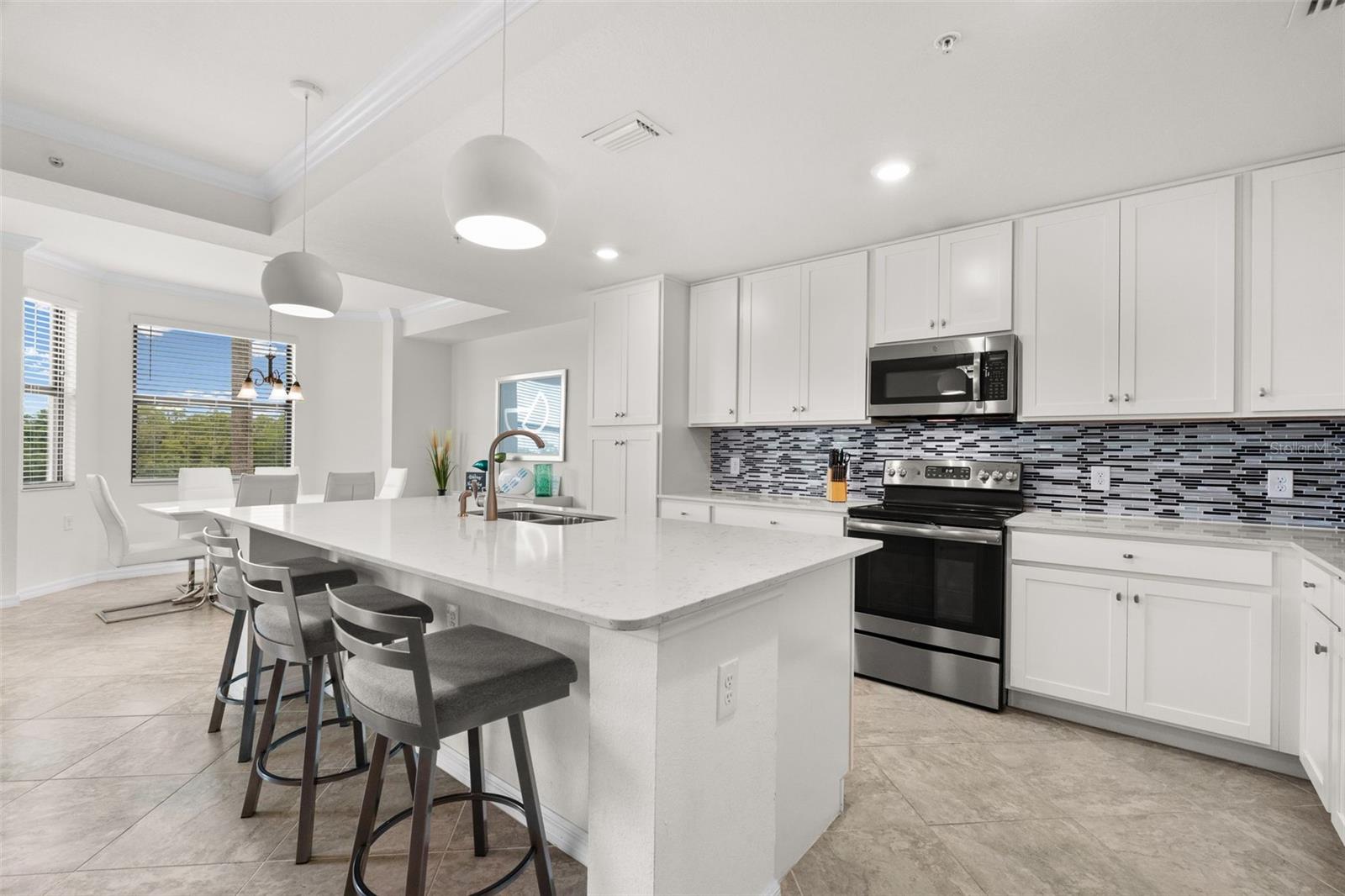 17510 Gawthrop Unit 302, Bradenton, FL 34211