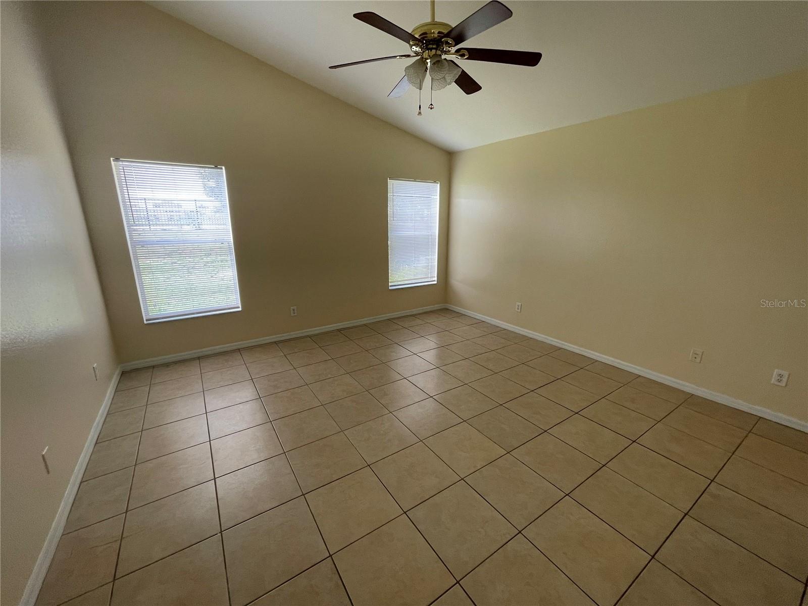 1406 Vista del Lago, Dundee, FL 33838