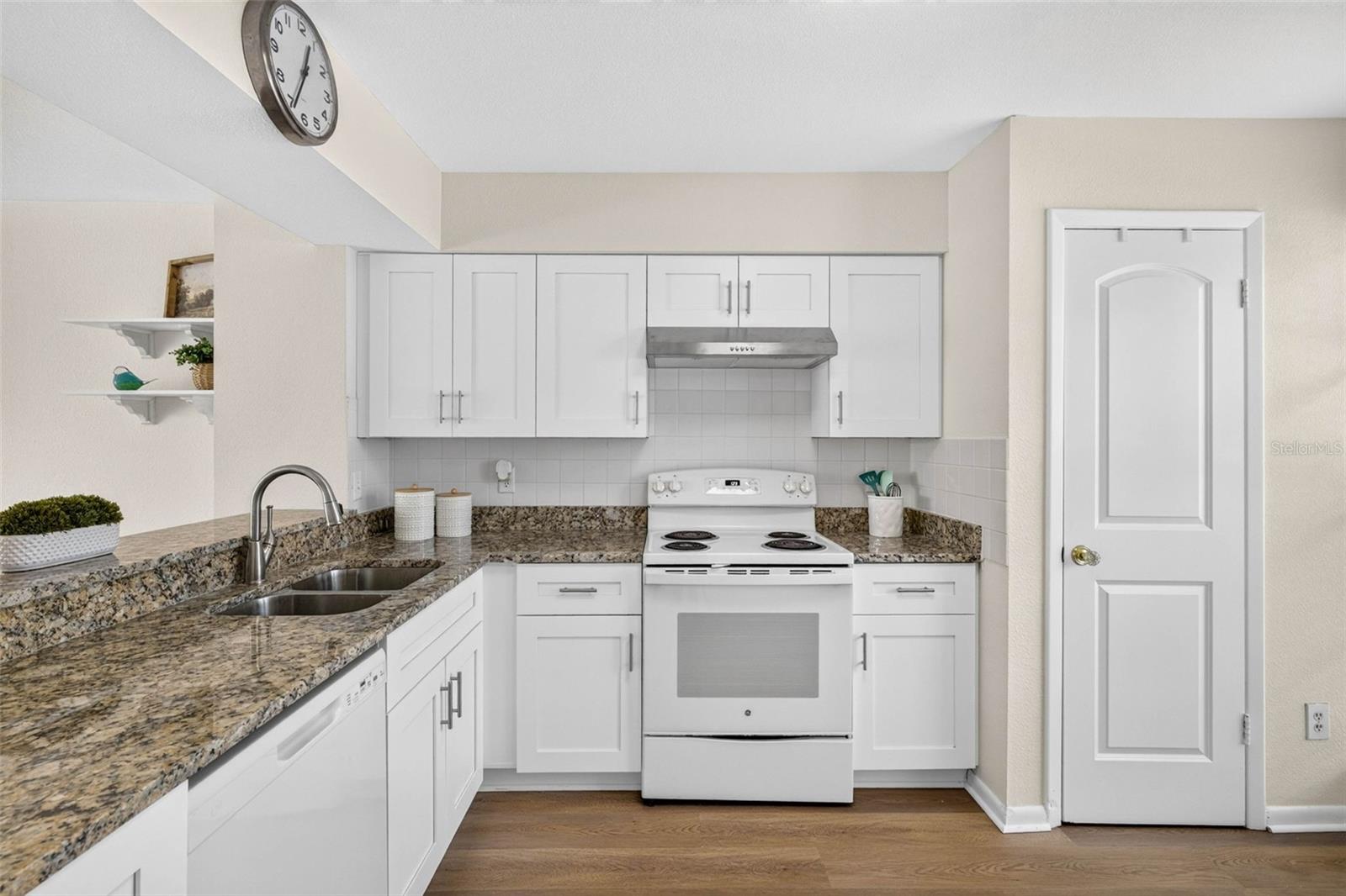 1760 Mill Run, Tampa, FL 33613