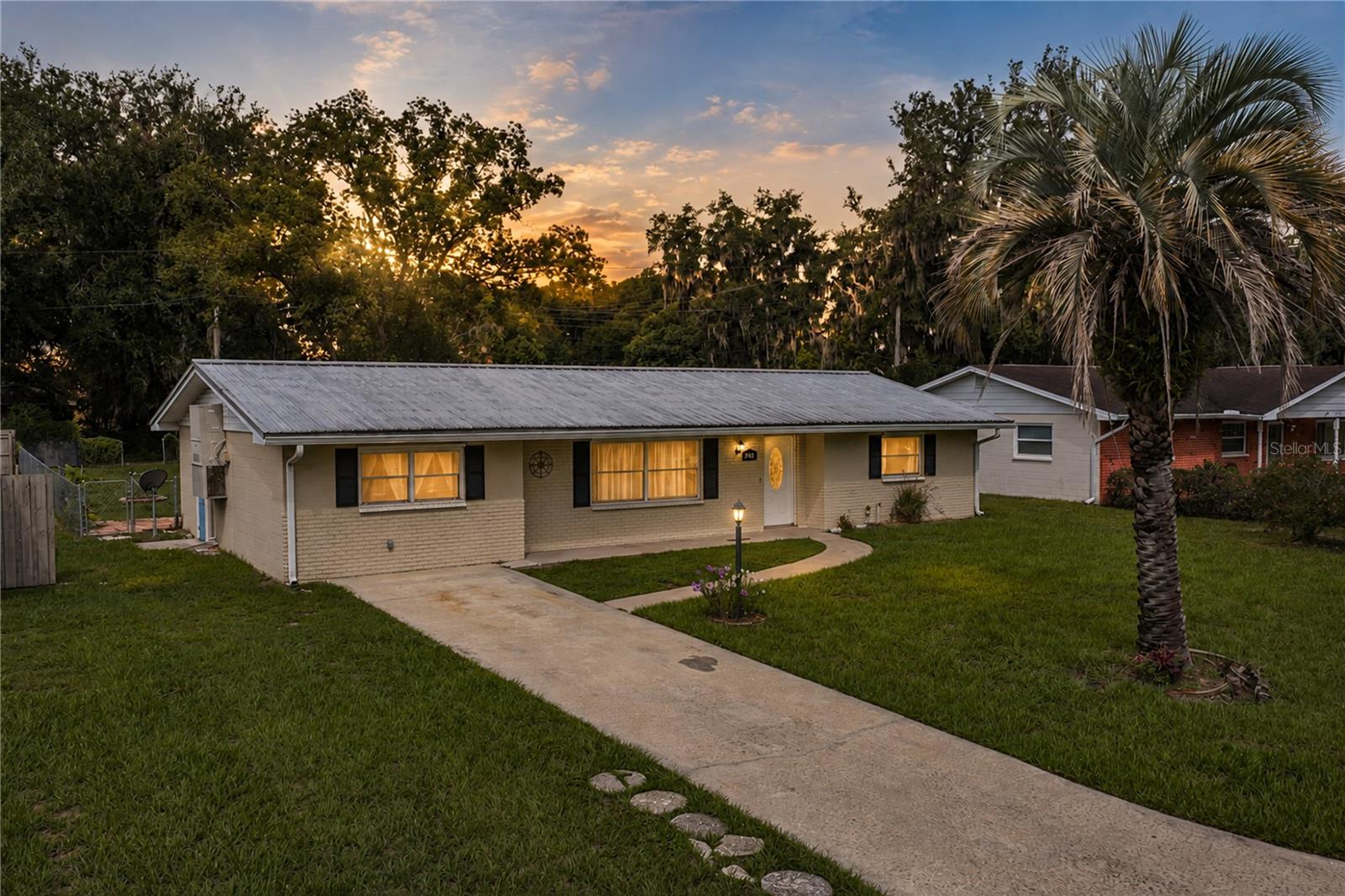 5745 13th, Zephyrhills, FL 33542