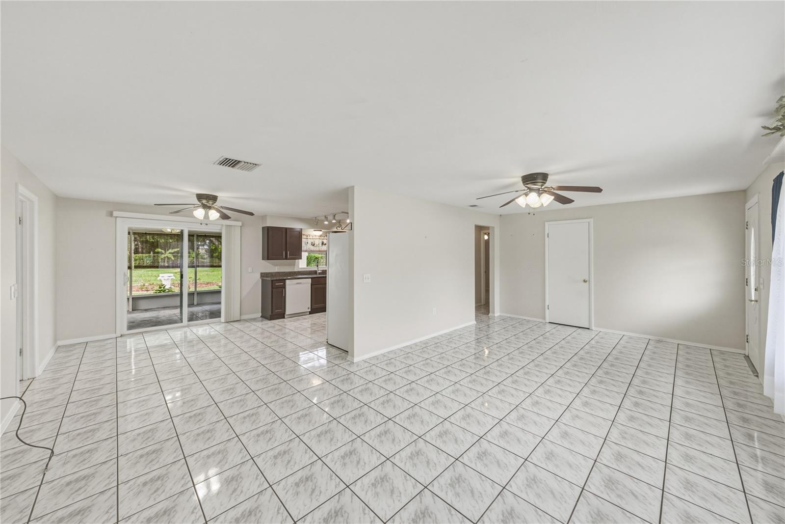 5745 13th, Zephyrhills, FL 33542
