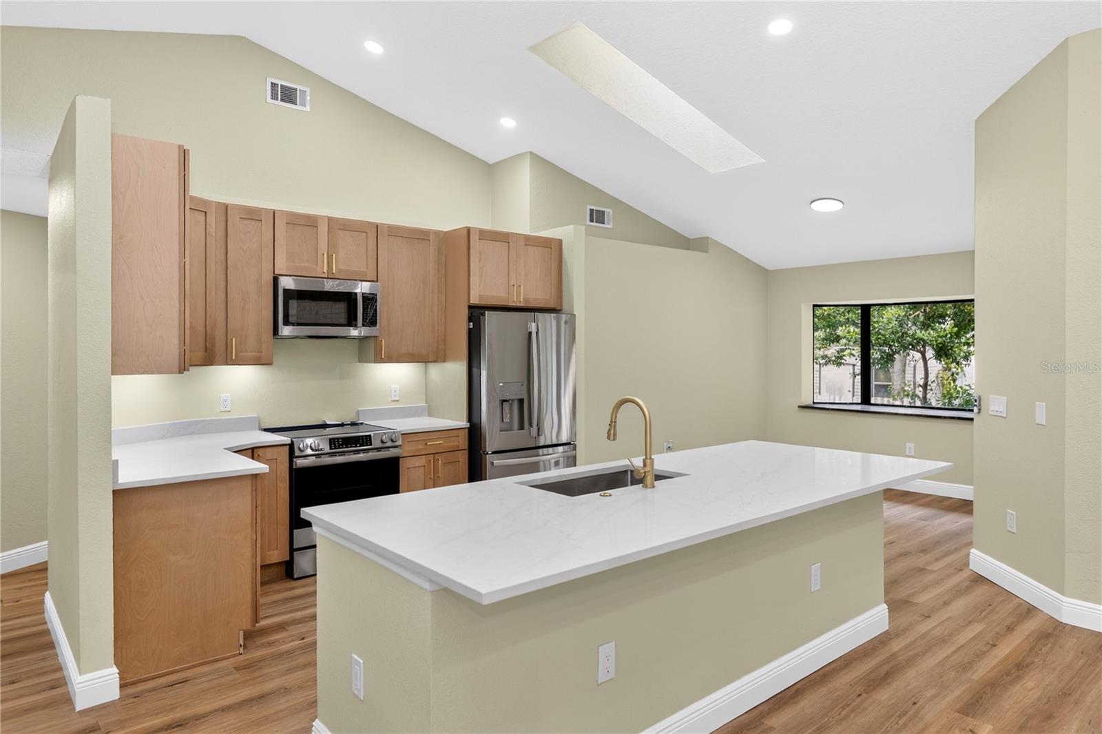 329 Sun Oaks, Lake Mary, FL 32746