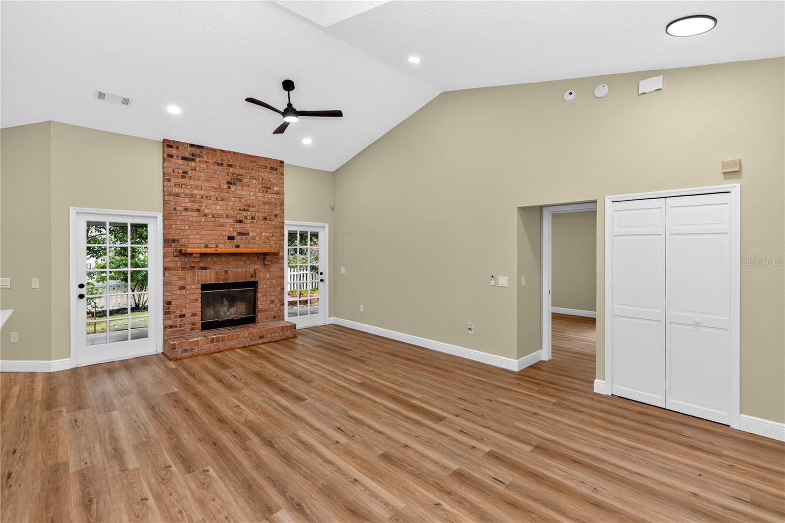 329 Sun Oaks, Lake Mary, FL 32746
