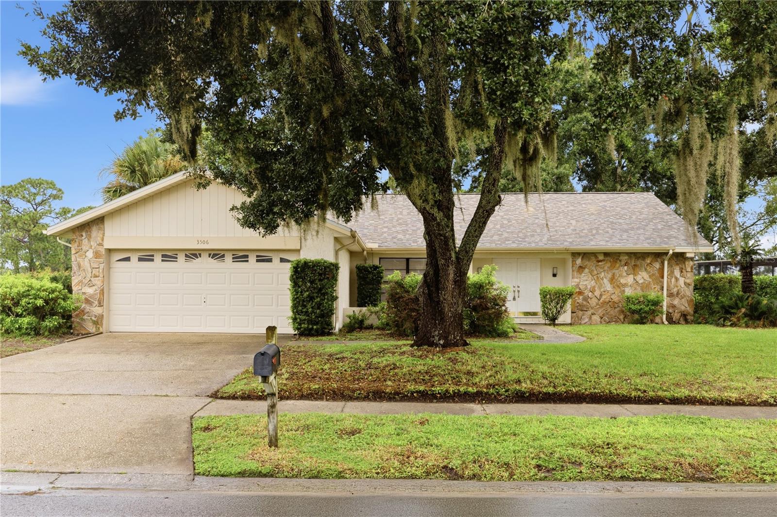 3506 Fairway Forest, Palm Harbor, FL 34685