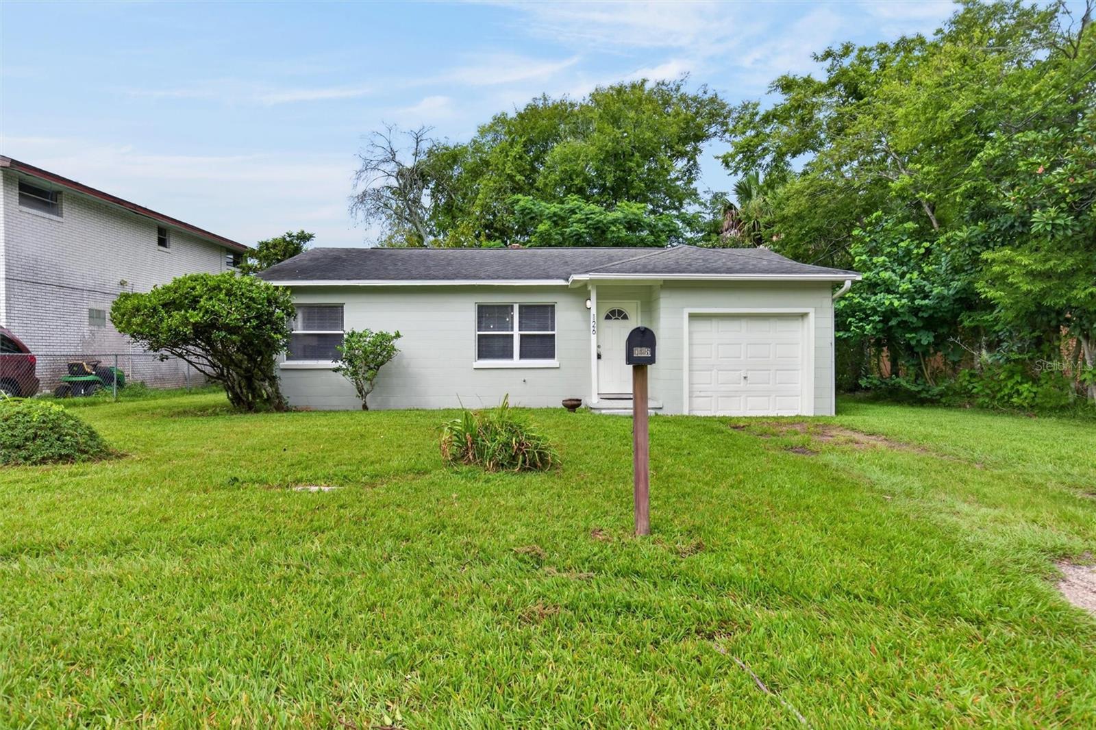 126 Harney, Daytona Beach, FL 32114