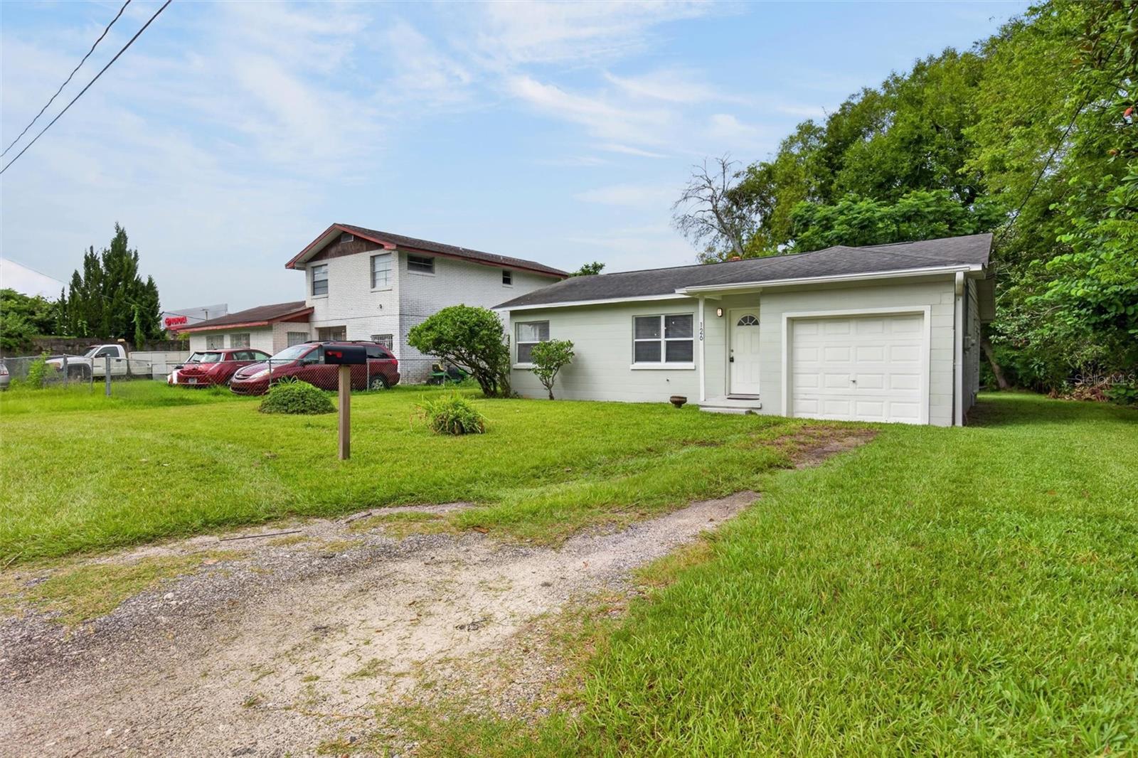 126 Harney, Daytona Beach, FL 32114