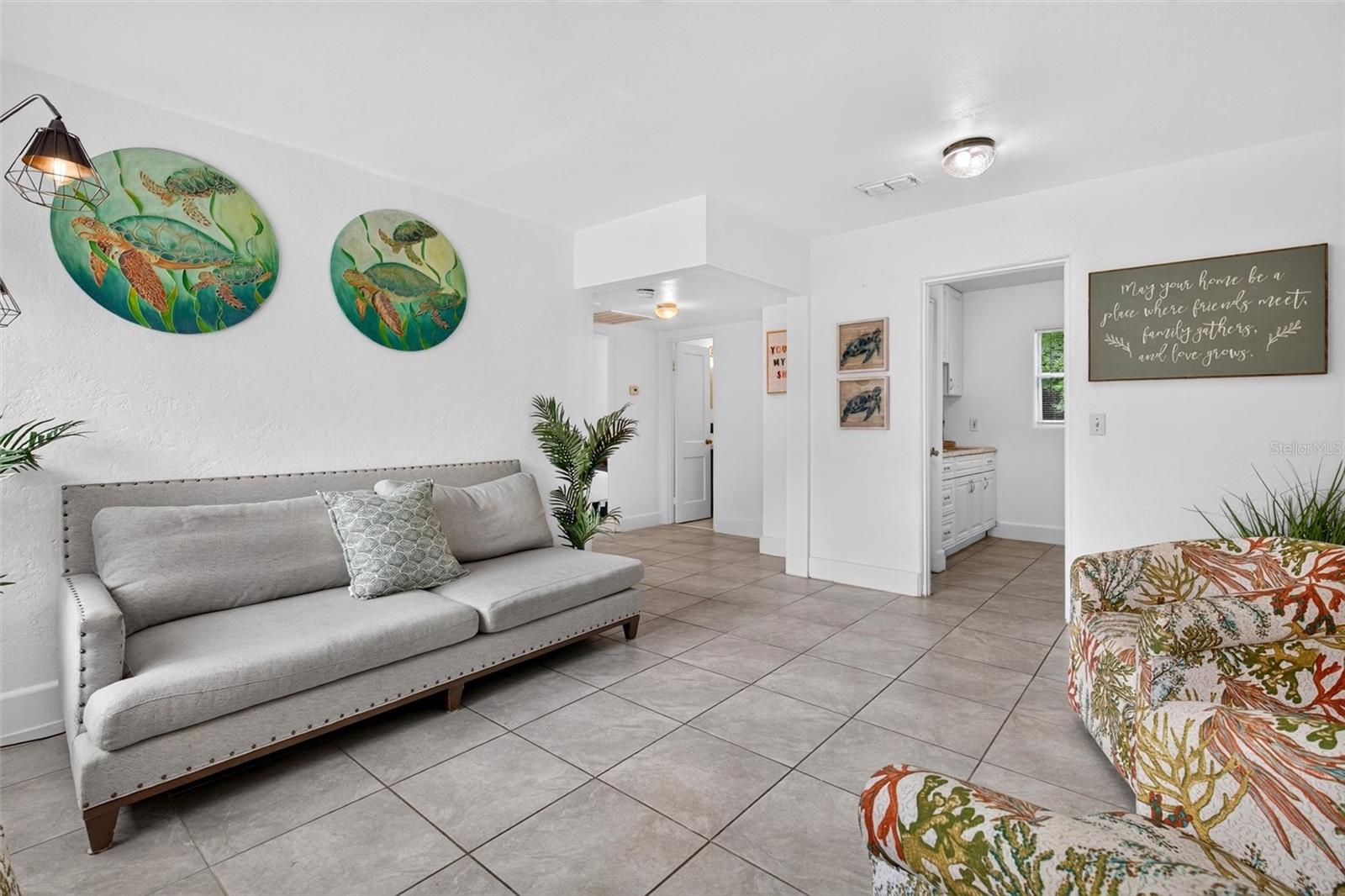 126 Harney, Daytona Beach, FL 32114
