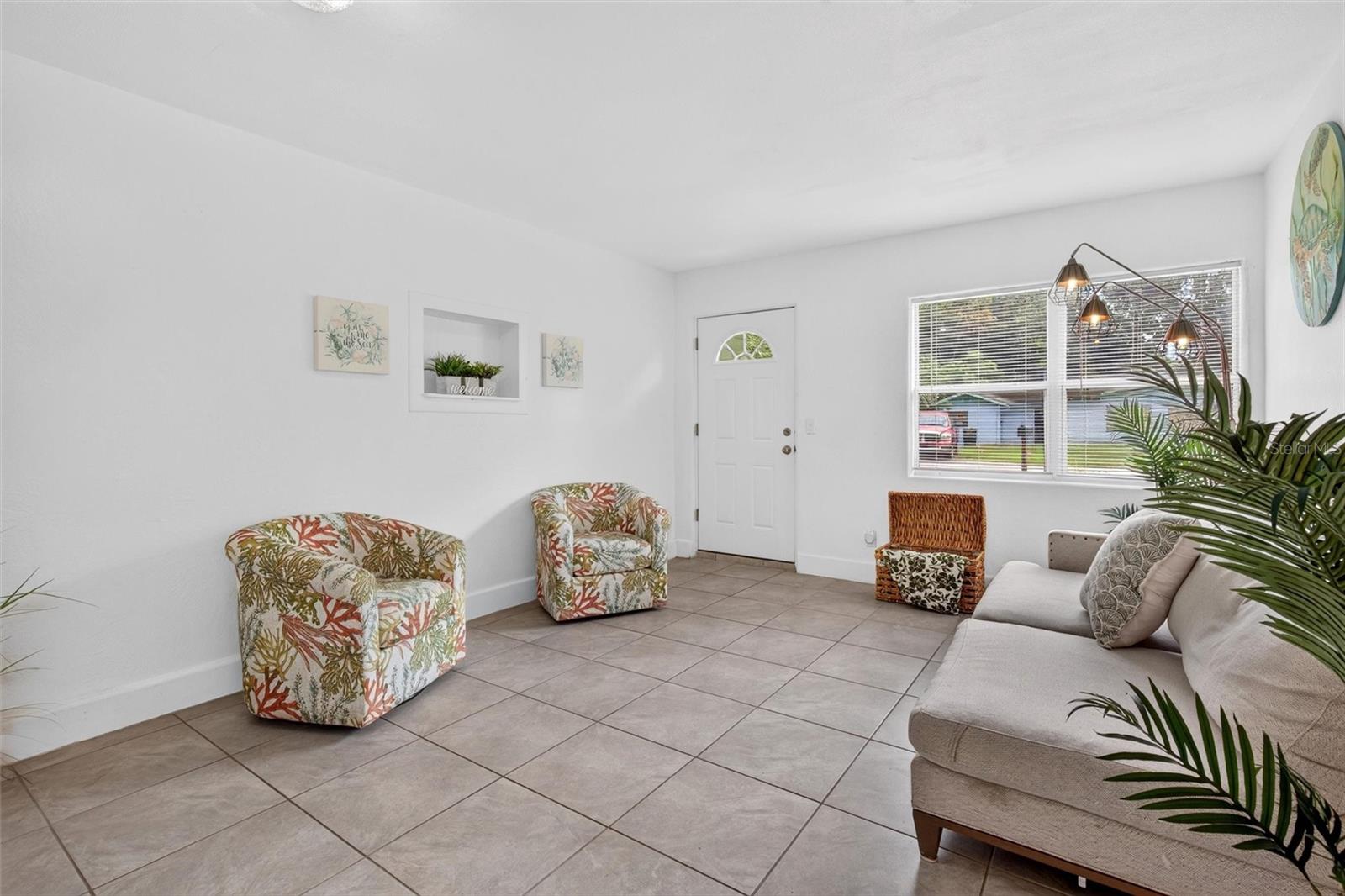 126 Harney, Daytona Beach, FL 32114
