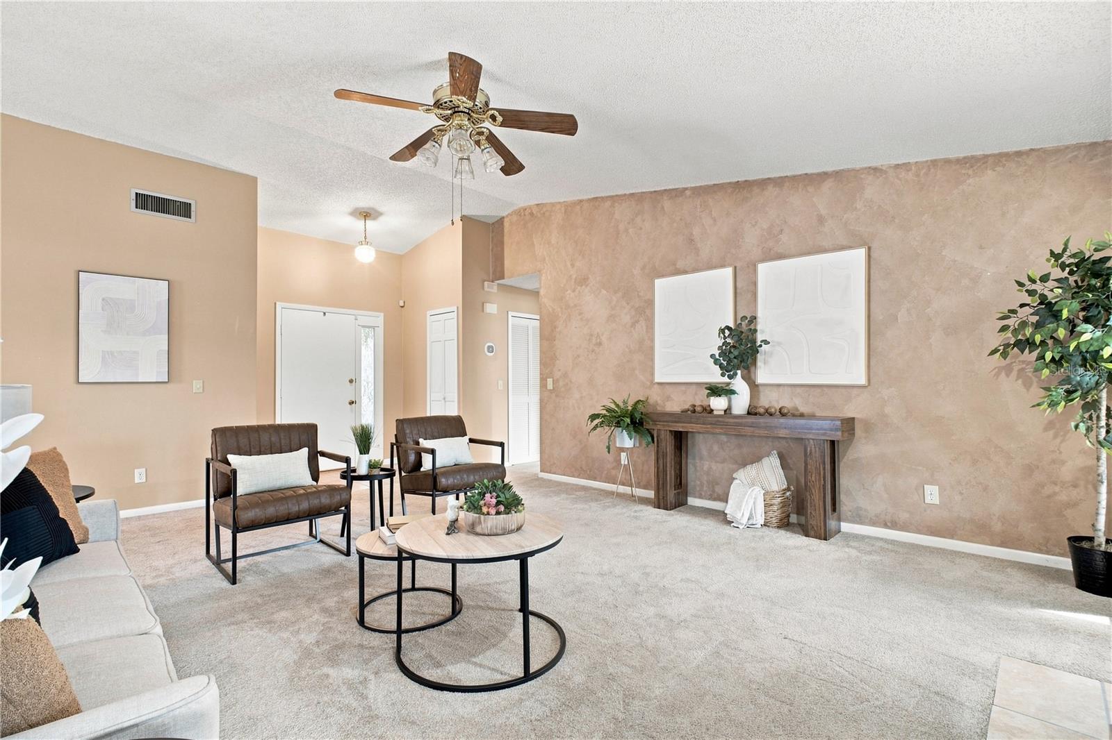 6803 Longpointe, Tampa, FL 33615