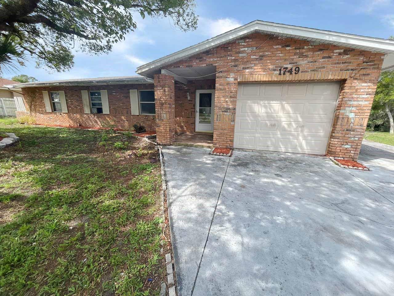 1749 Haverhill, Deltona, FL 32725