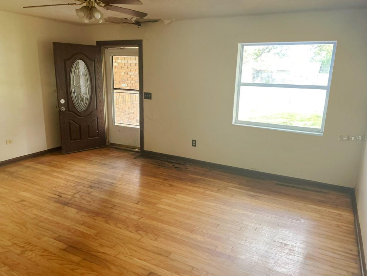 1749 Haverhill, Deltona, FL 32725